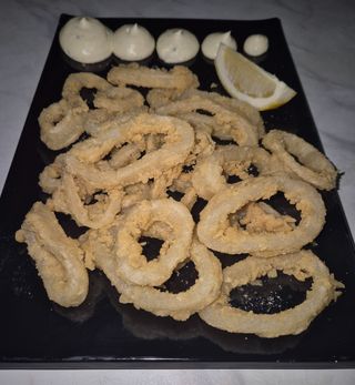 CALAMARES A LA ANDALUZA