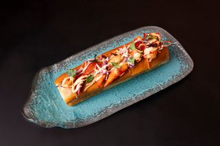 Roll Bogavante A La Brasa