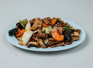 181. Свинско със зеленчуци