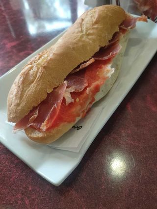 Bocadillo Catalán