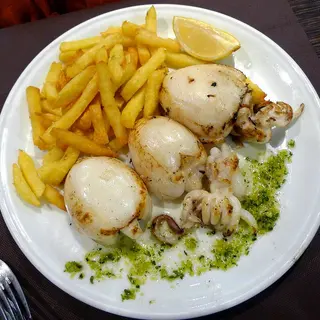 Plato De Sepia