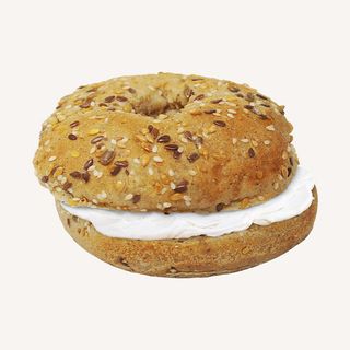 ბეიგელი მდნარი ყველით