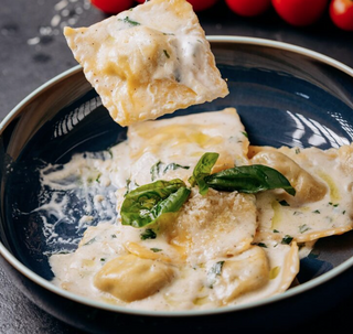 Fagotini Di Pera Y Ricotta All Gorgonzola