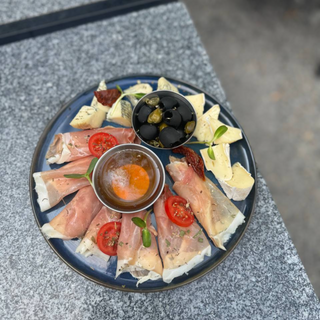 Плато з хамоном (230г)