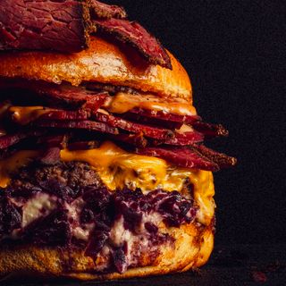 BURGER PASTRAMI 12