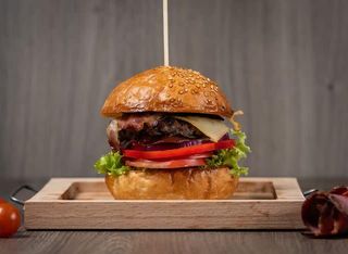 Mini bacon cheeseburger