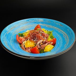 Салат з прошуто та апельсином