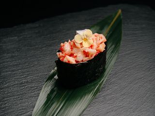 Гункан креветка (45g)