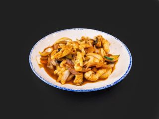 Pollo con sate cinese