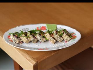 Кріспі рол тунець філадельфія Тар тар, Тобіко (380г)