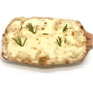 FOCACCIA MOZZARELLA (V)