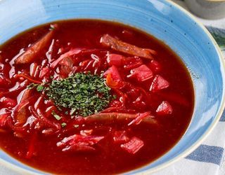 Борщ з м'ясом (400г)