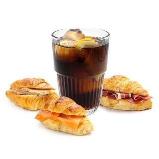 MENÚ CON BEBIDA - MANOLITOS SALADOS