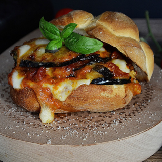 Panino con parmigiana 