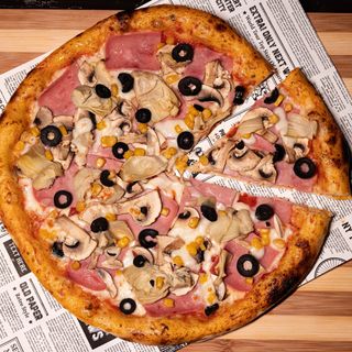 Pizza Quattro Staggione