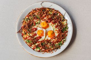 Pizza De Huevos Rotos