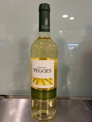Vinho de adega de  pegões 0,75l branco 
