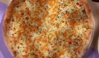 პიცა ოთხი ყველით