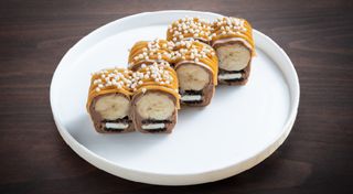 Благодійний рол від Каті Осадчої