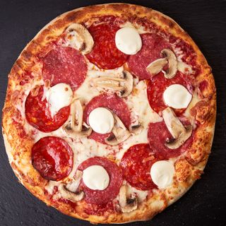 Pizza Salami cu blat cheesy Ø28cm