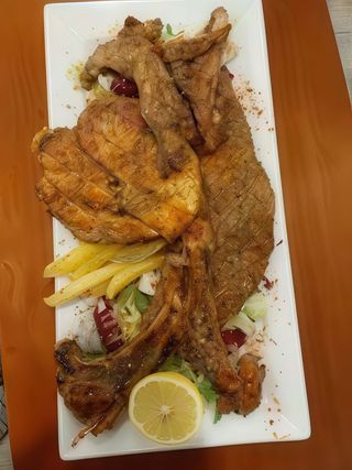 11. Parrillada De Carne (2 Personas)