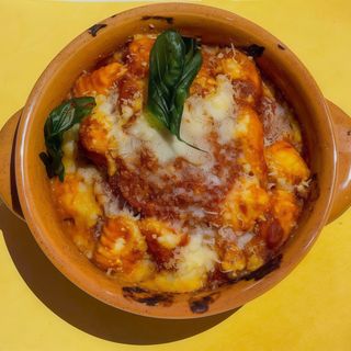 Gnocchi alla Sorrentina con pomodoro, mozzarella e basilico