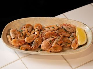 КРЕВЕТУЛІ в устрично-часниковому соусі