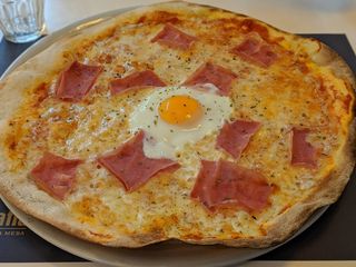 Pizza Bismarck (29 Cm.)