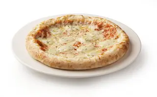 Pizza A Los Cuatro Quesos (26 cm.)