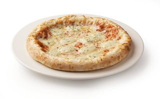 Pizza A Los Cuatro Quesos (26 cm.)