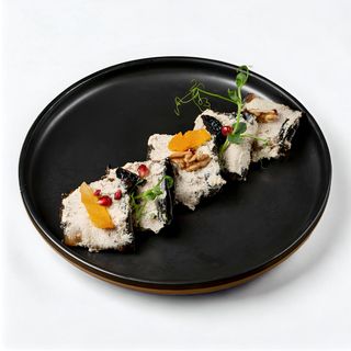 ბადრიჯანი ნიგვზით