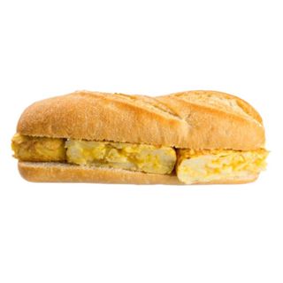 bocadillo de tortilla francesa