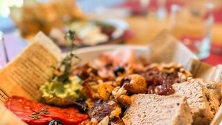 Talerz Emalii: WĘDLINY