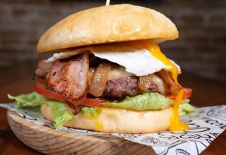 Hamburguesa TNT (200 G.)