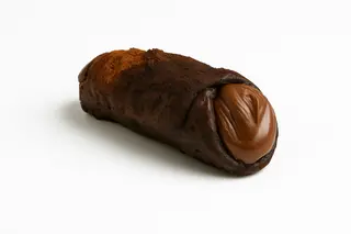 Cannolo Siciliano 2.0 con crema de Nutella y Oreo