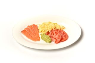 Скрэмбл с семгой