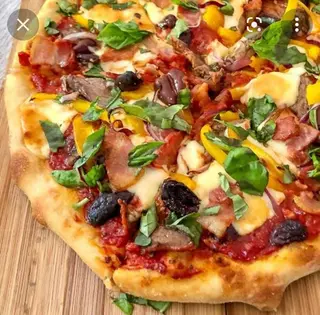 Four Seasonal Pizza