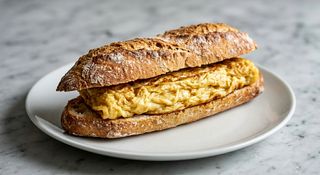 Bocadillo De Tortilla Francesa