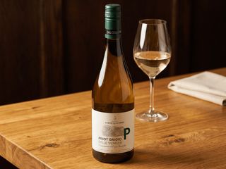 Італія "Tenuta Corte Giacobbe" Pinot Grigio delle Venezie DOC сухе, біле (750ml)