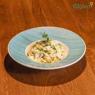 Tagliatelle cu creveți sălbatici de captură