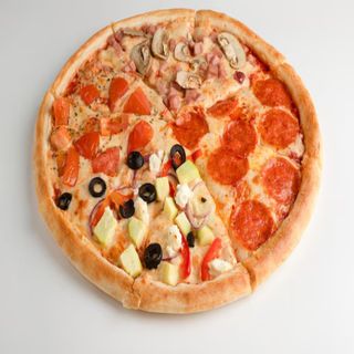 Pizza Cuatro Estaciones (Grande)
