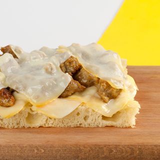 La salsiccia e scamorza