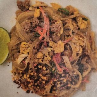 Pad sam rod mix pollo e salsiccia