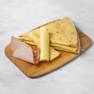 Palačinka sa pečenicom