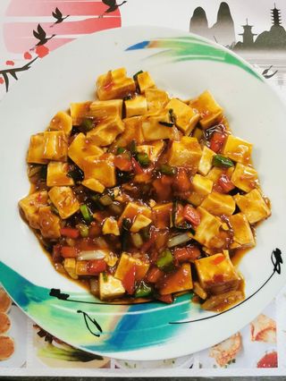 154. Mapo ''tou-fu" con salsa chili