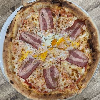Pizza Carbonara (30 Cm.)