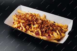 Cartofi cu bacon și sos 