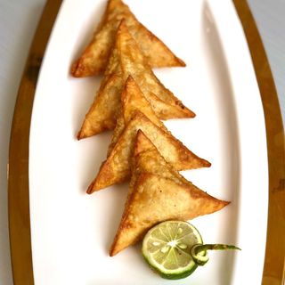 Beef Samosa (2pcs)