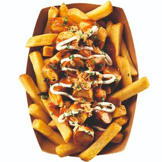 Patate fritte con pollo in salsa dolce/agra