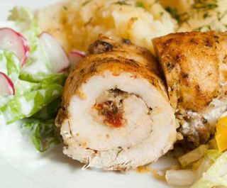 Roladka z fileta drobiowego